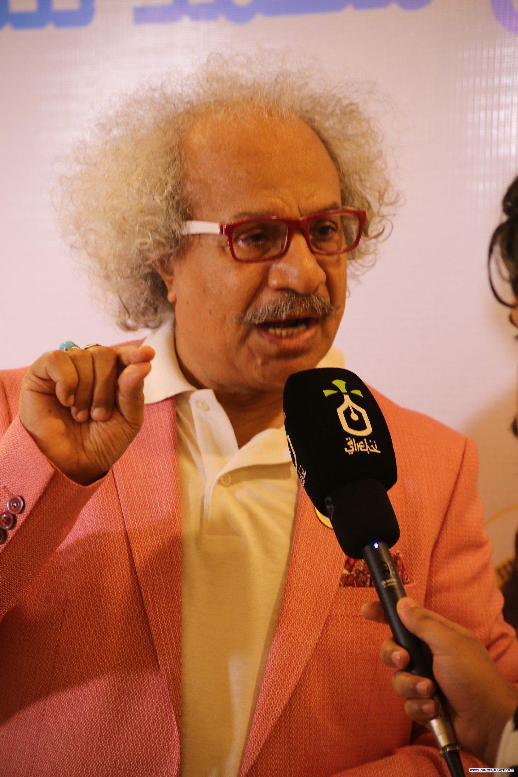 " نخيل عراقي أناقة بغداد وجمالها و حيويتها"..  الفنان العراقي عزيز خيون يشيد بمؤسسة نخيل عراقي و دورها الثقافي